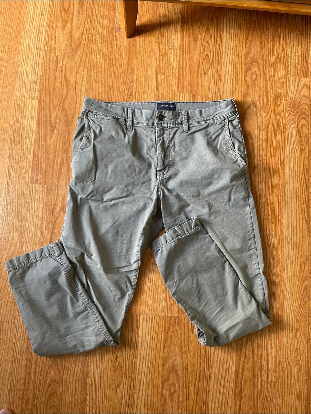 American Eagle Outfitters Extreme Flex Chino Pants